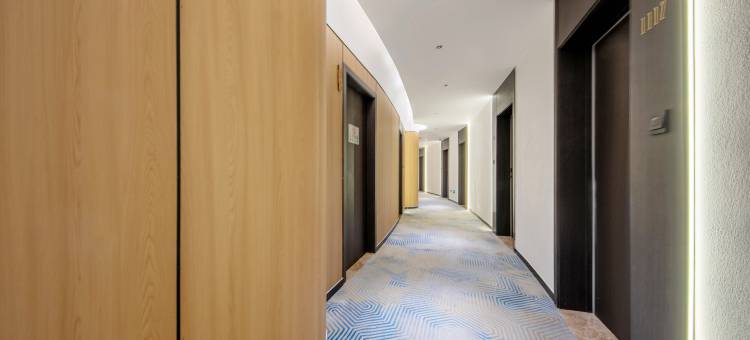 丽呈君顿酒店(重庆沙坪坝火车站三峡广场店)图片