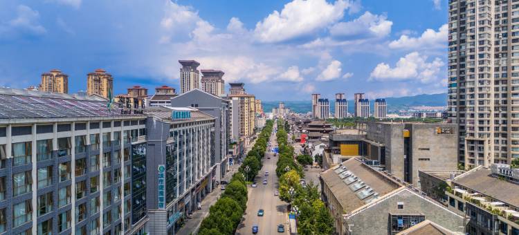 弥勒海湾瑞景温泉酒店(湖泉生态园湖泉半山温泉店)图片