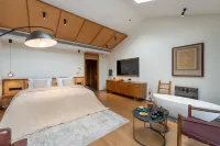 Borei Yunlan Resort Hotel (Lugu Lake Daluoshui Store) - Bãi đậu xe