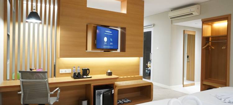 巴布亚勒斯塔里弗朗特一号酒店(Front One Hotel Papua Lestari)图片