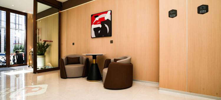 骏怡酒店(百盛购物中心店)图片