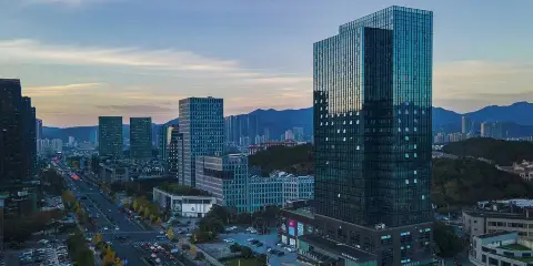 世貿君亭酒店(桐廬富春江店)