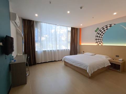 怡尚酒店(暨阳学校北湖东路店)