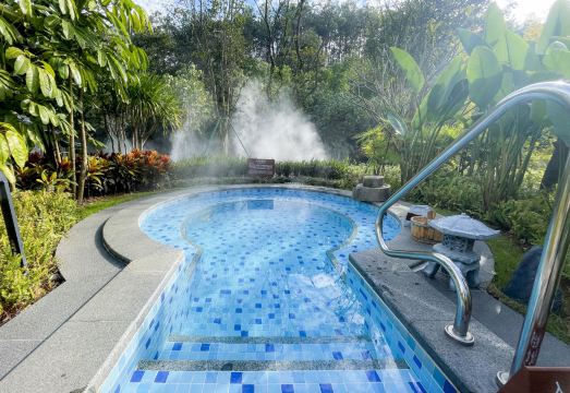 Yuetianxia Hot Spring HotelHotel Overview