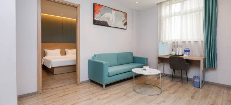 瑞季精选酒店(镇江火车站西津渡店)图片