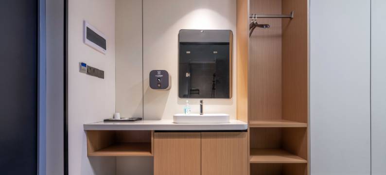 伍艾克斯酒店(银川海宝公园店)图片