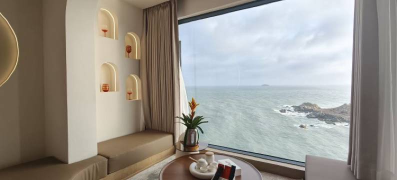 海岸线·23°悬崖民宿(南澳海泉湾店)图片