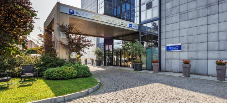 米兰罗兰特吉欧 iH 酒店(iH Hotels Milano Lorenteggio)图片