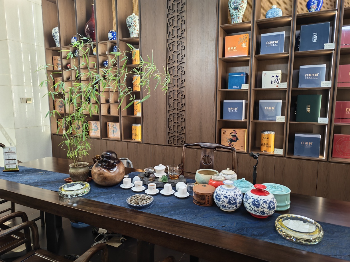 Royal HotelHotel Overview