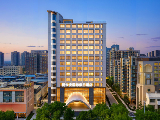 西安·悦长安|Ezzy·Urban CultureHub(华清池地铁站店)