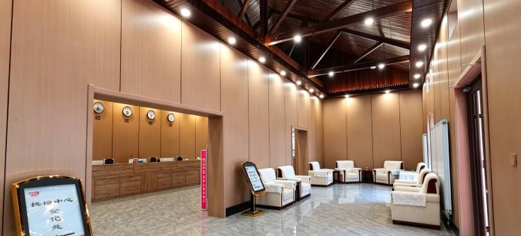 怡李季假日酒店(承德鹰手营子店)图片