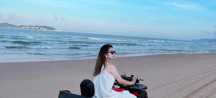 幸福湾太空舱轻奢营地海景民宿图片