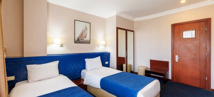 克鲁斯酒店(Cruise Hotel)图片