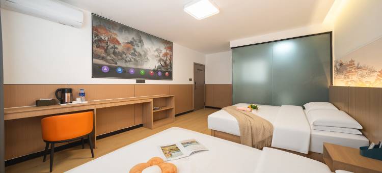 花悠语・Elegant・民宿(开封万岁山大宋武侠城铁塔公园店)图片