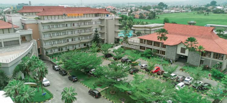 苏丹王公会议中心酒店(Sutanraja Hotel & Convention Centre)图片