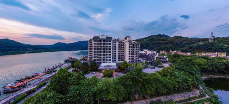 英德浈阳峡醴泉江景度假酒店图片