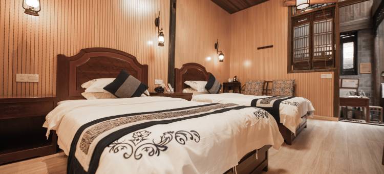 浪漫花涧山客草堂民宿图片