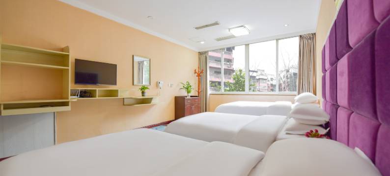 重庆滨洲商务酒店(滨洲花园店)图片