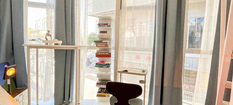 小河迷仓公寓(上海大宁国际马戏城地铁站店)图片