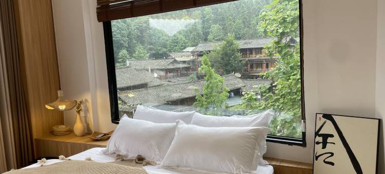 雅安隐里民宿(上里古镇店)图片