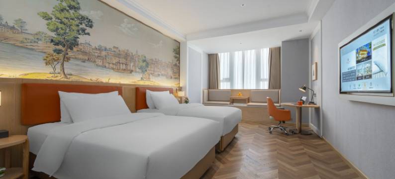 维也纳酒店(民权火车站迎宾大道店)图片