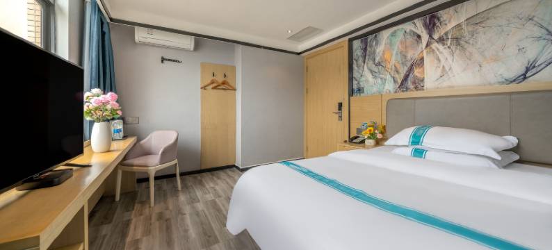 蔚蓝酒店(鹿寨汽车总站店)图片