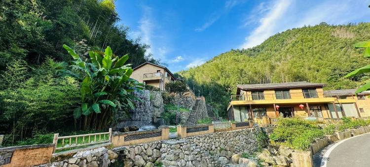 欢庭·源头里原始村落酒店图片