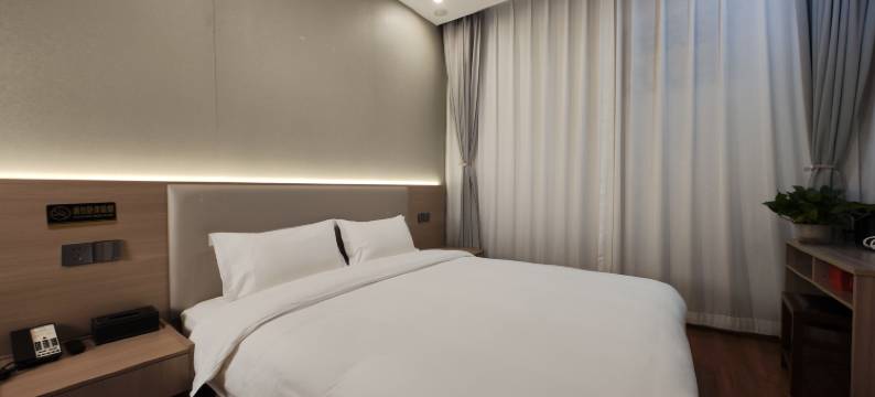 乐酷假日快捷酒店(北京王四营店)图片