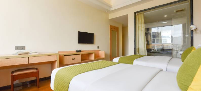 玉林丽君艺术酒店(陆川高铁站店)图片