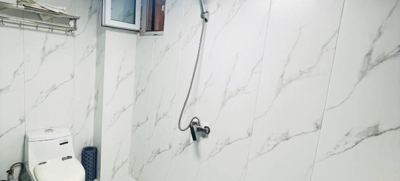 壹家美辰商务宾馆(乌鲁木齐劳动街店)图片