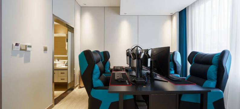 永康凤栖电竞酒店(宝龙广场西津桥店)图片