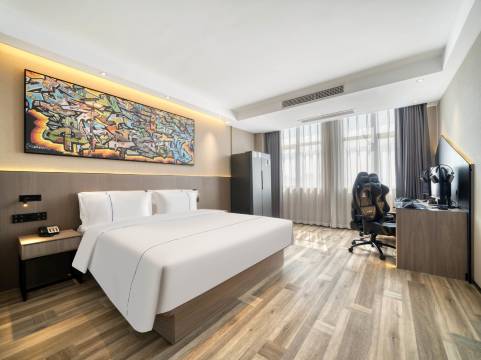 ReMAX热麦电竞酒店(宁波海洋世界福明路地铁站店)