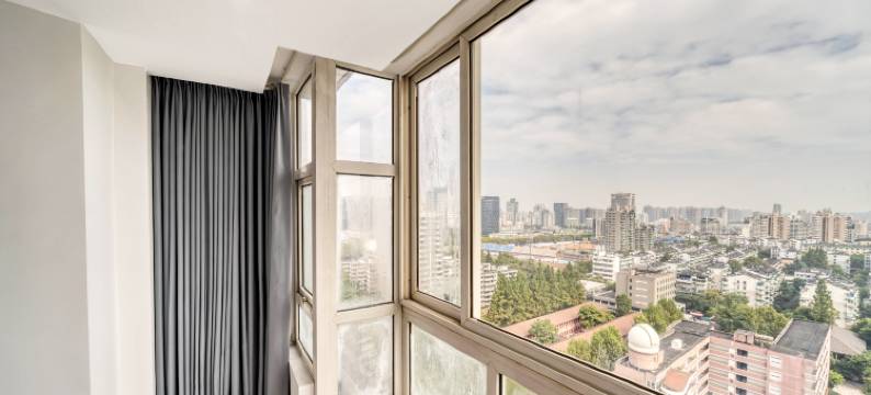 花田赞酒店(西湖中河北路地铁站店)图片