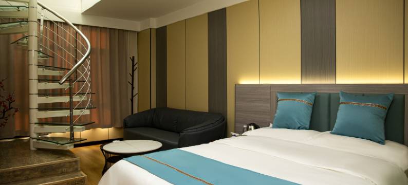 伊宁君临酒店图片