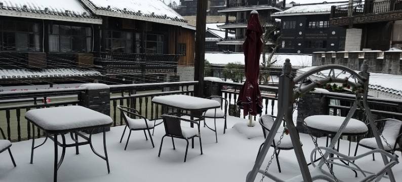 西江上田酒店(千户苗寨西门游客服务中心店)图片