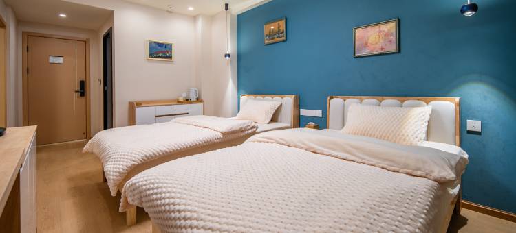 岷青渡民宿(乐山张公桥美食街店)图片