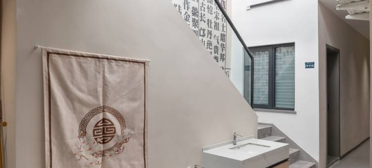 后街小筑民宿(丽景门十字街店)图片