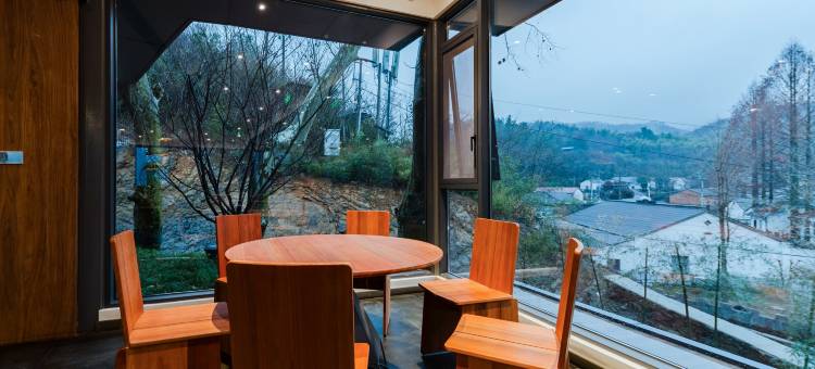 花筑·宣纸源川藏线设计师民宿图片