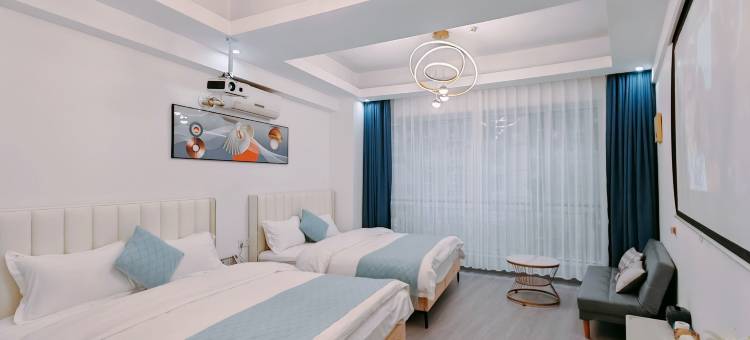 怡乐酒店公寓(重庆解放碑洪崖洞店)图片