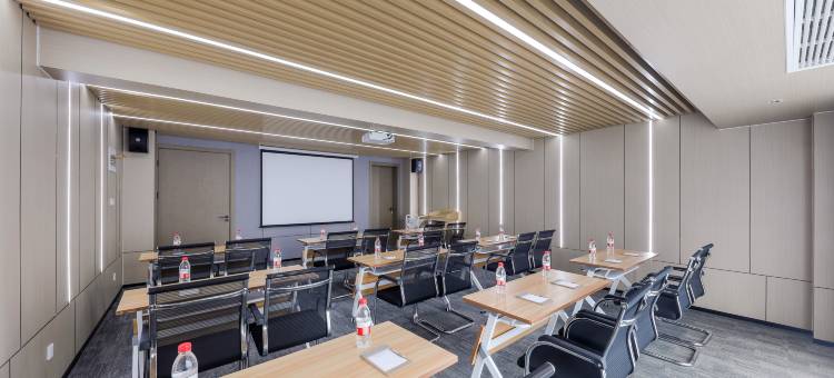 铂顿国际公寓(徐州苏宁广场富国街店)图片