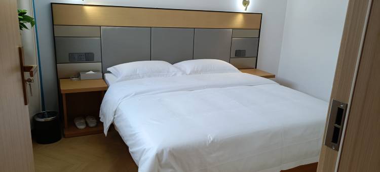 乌苏见山·Mountai view独库天路征服者独山子驿站(独库公路店)图片