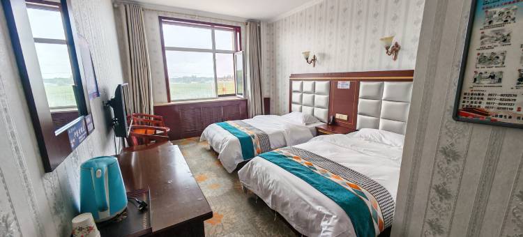 都兰飞龙宾馆图片