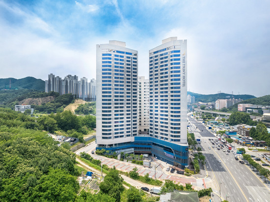 龙仁特里尼城市套房酒店