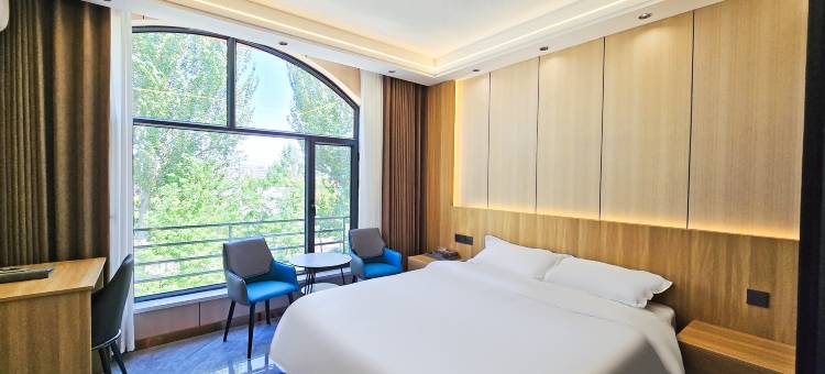 有宁锐驰酒店图片