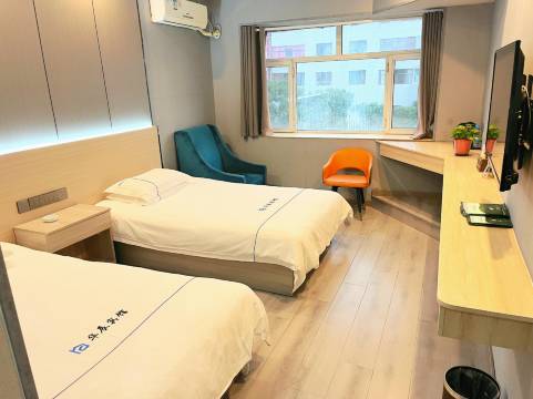 华辰宾馆(武威步行街店)