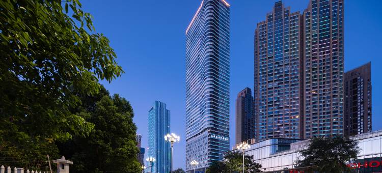 美奥高空江景民宿(恰同学少年广场碧沙湖地铁站店)图片