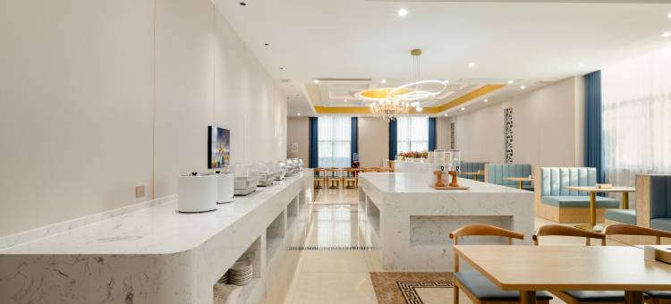 维也纳国际酒店(都安高铁站县政府店)图片