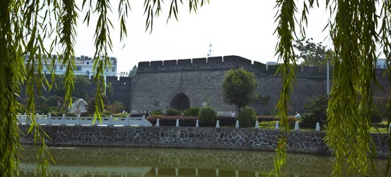 来凤酒店(荆州古城店)图片