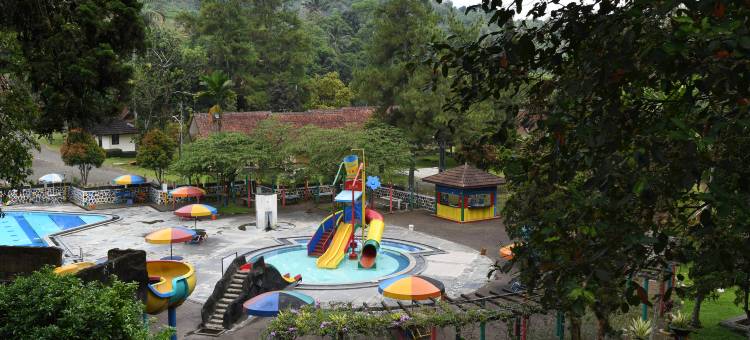 大Cempaka度假酒店(Grand Cempaka Resort Hotel)图片