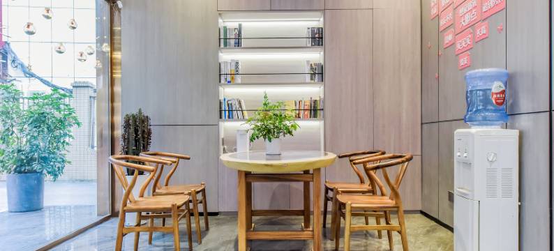 Mango芒果酒店(万年路地铁站万象城店)图片